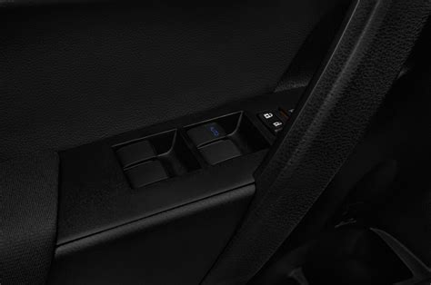 2019 Corolla Toyota Photos And Videos Motortrend