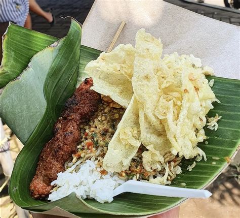 Rekomendasi Nasi Pecel Malang Terenak Bumbu Kacangnya Nendang Banget