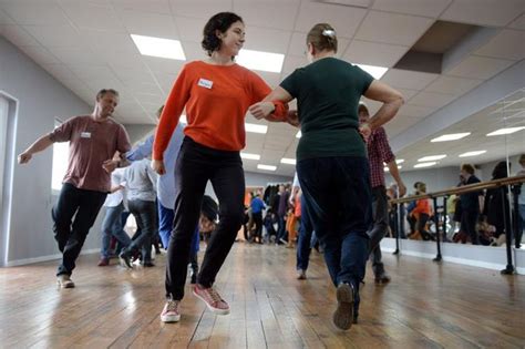 Danse amour humour et timbres postaux des idées de sorties en