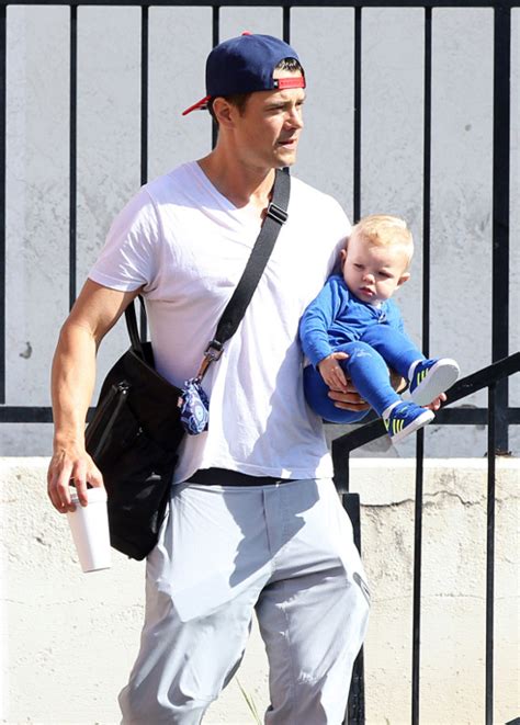 Exclusive Josh Duhamel Spends The Day With Son Axl Celeb Baby Laundry