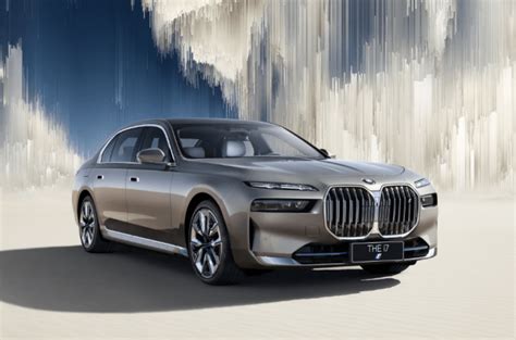 未来豪华纯电动旗舰轿车BMW i7领衔全新BMW 7系现已到店 搜狐汽车 搜狐网