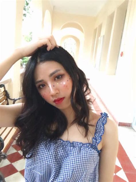 Dàn nữ sinh Olympia gây ồn ào trên MXH Người là hot girl ống nghiệm người tạo tranh cãi vì