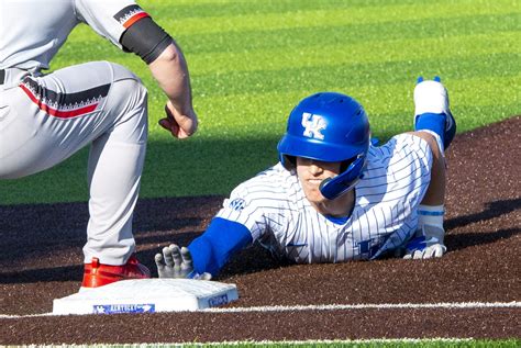 Homer Happy: Kentucky Baseball Powers Past Cincinnati – Bluegrass ...