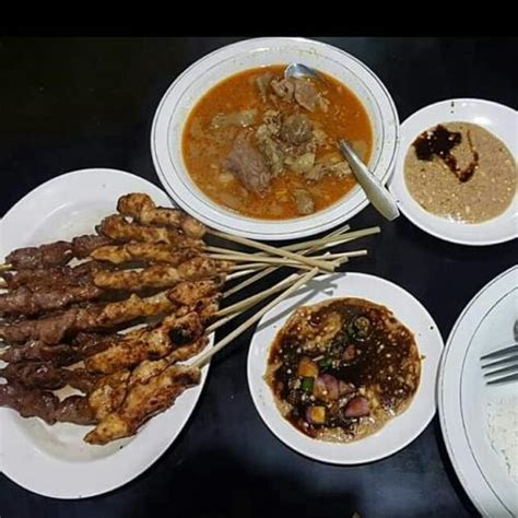 5 Rekomendasi Wisata Kuliner Malam Di Bandung Asyik Untuk Nongkrong