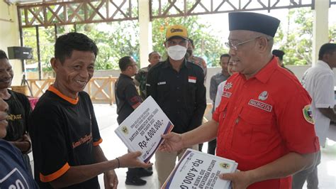 Tepati Janji Walikota Tidore Ali Ibrahim Salurkan Dana Did Ke