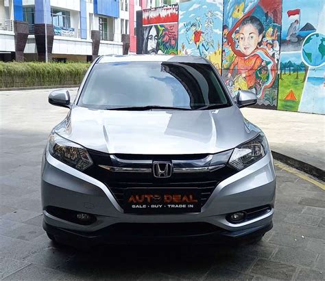 SUPER MULUS HONDA HRV 1 5 E A T 2018 TDP 8 JT Mobil Bekas 896396047