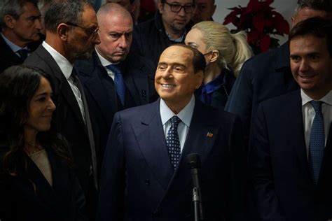 Calcio Berlusconi Ai Giocatori Del Monza Se Vincete Faccio Arrivare