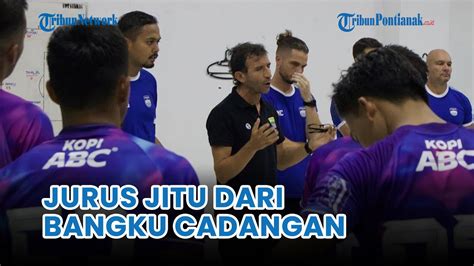 Luis Milla Siapkan Jurus Jitu Persib Bandung Dari Bangku Cadangan Vs