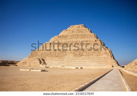 1,711 Step_pyramid_of_djoser Images, Stock Photos, 3D objects ...