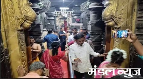 कोल्हापुर मंदिर में गर्भगृह से देवी दर्शन शुरु Mandal News