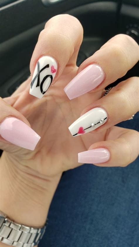 Easy Valentines Nail Art Ideas You Ll Love In Nail Designs