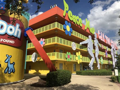 Disney S Pop Century Resort Walt Disney World