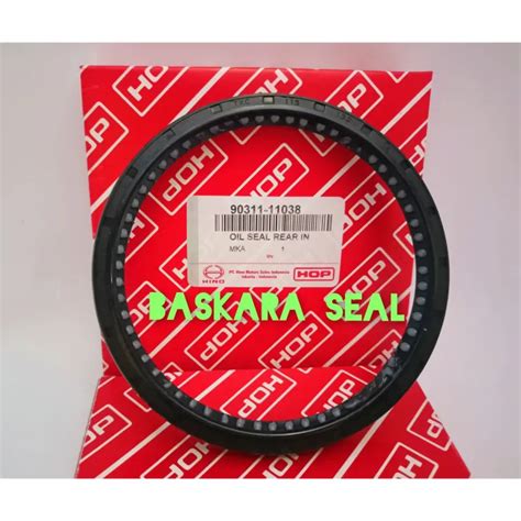 Oil Seal Roda Belakang Dalam Dyna Rino Dutro Ht Ht Ht