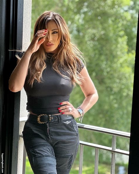 Sabrina Salerno Nude OnlyFans Leaks Fappening Page FappeningBook