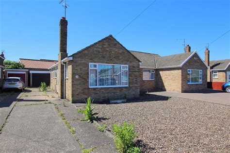 Oak Tree Drive Beverley 2 Bed Semi Detached Bungalow £225 000