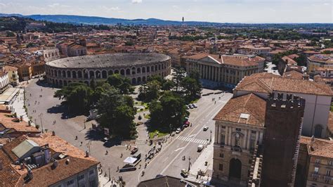 Piazza Bra Historische St Tte Outdooractive