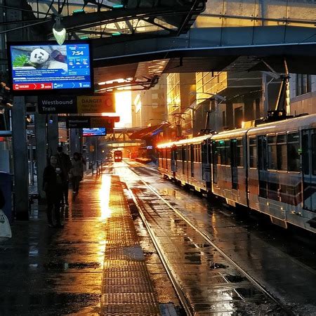 C-Train: Calgary metro map, Canada