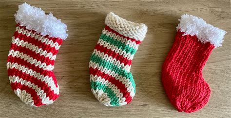 Free Mini Christmas Stocking Knitting Pattern For Straight Needles