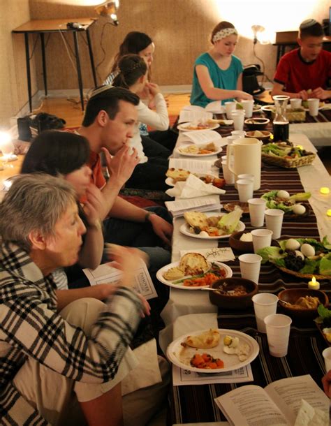 Redeemer Of Israel Triclinium Passover Feast Biblical Dinner 2014