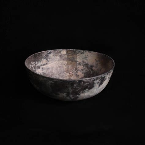 Neo Assyrian Bronze Bowl With Incised Concentric Circles Catawiki