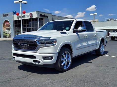 2019 Ram 1500 Limited 27869 Miles Ivory White Tri Coat Pearlcoat