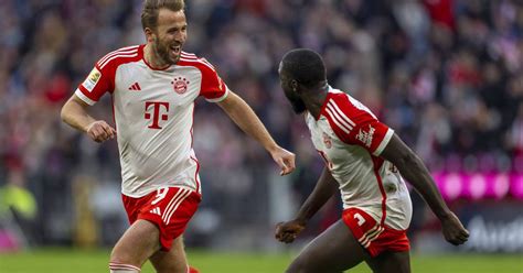 Fc Bayern Kane Schw Rmt Von Einigen Der Leidenschaftlichsten Fans