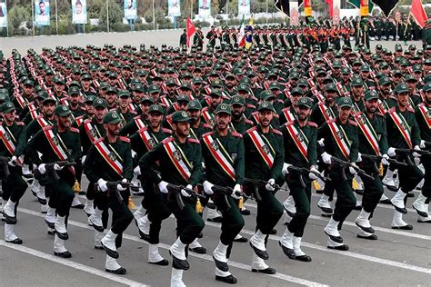 Yuk Simak Sepak Terjang Korps Militer Iran IRGC Yang Luncurkan Ratusan