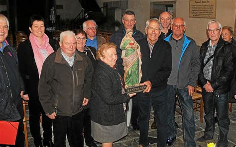 Statue de Sève Les Langoatais en visite Le Télégramme