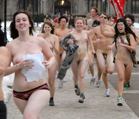 Public Nudity Project Polar Bear Run University Of Chicago Usa