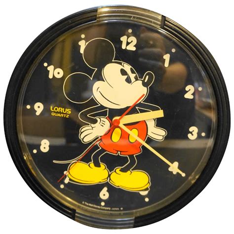 Mickey Mouse Lorus Quartz Wall Clock Made In Japan 1980s Hoosier