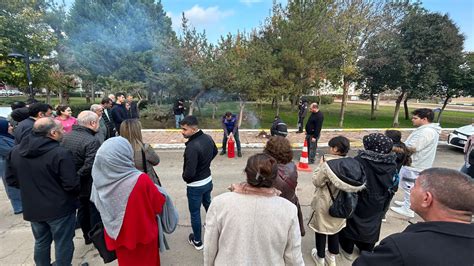 Y Ksekokulumuz Personelleri Ve Rencilerine Afad Ekibi Taraf Ndan