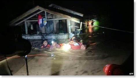 39 Muertos Y 46 000 Personas Obligadas A Huir Por Las Inundaciones En