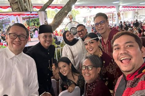 Deretan Artis Yang Hadiri Upacara Hut Ke Ri Di Istana Negara Ada