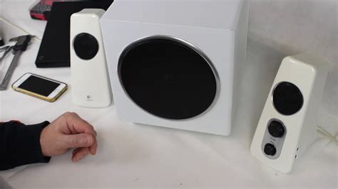 Logitech Z Speaker System A Look Inside Youtube