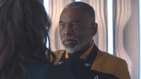 Star Trek Picard S LeVar Burton Explains Why La Forge S Visor Is Missing