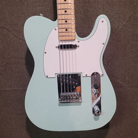 Fender Squier Baritone Telecaster | Reverb