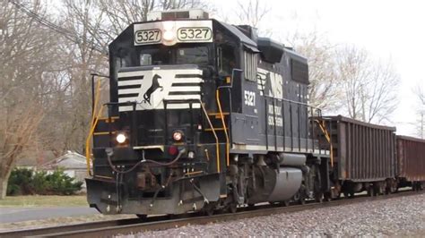 Ex Conrail And Penn Central GP38 2 W RS3L Horn Leads NS D76 Local