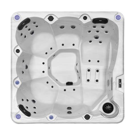 6 Person Hot Tubs