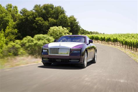 Rolls-Royce Spectre First Drive: A Modern Masterpiece - BMW Nerds