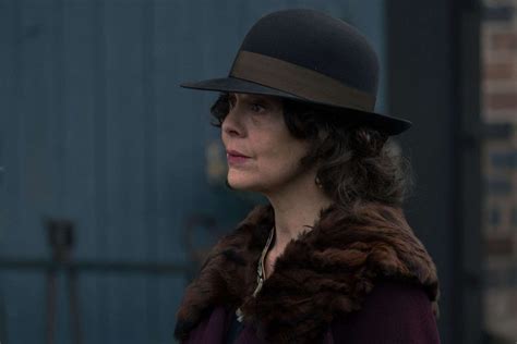 Peaky Blinders Vestuario Femenino Polly Grace Y Ada El Baúl De Edenia