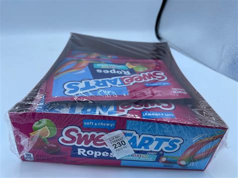 Lot - sweet tarts ropes displpay of 12