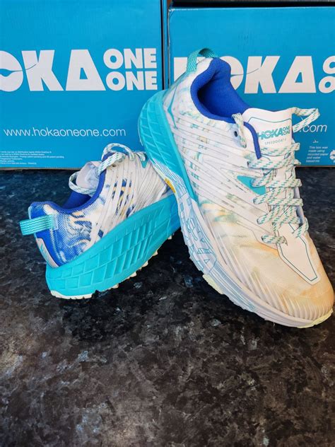 Профессиональные беговые кроссовки Hoka, Brooks