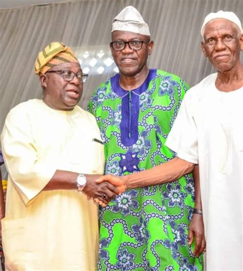 Ogun Ssg Ex Deputy Govs Receive Amosuns Loyalists To Apc In Ijebu North