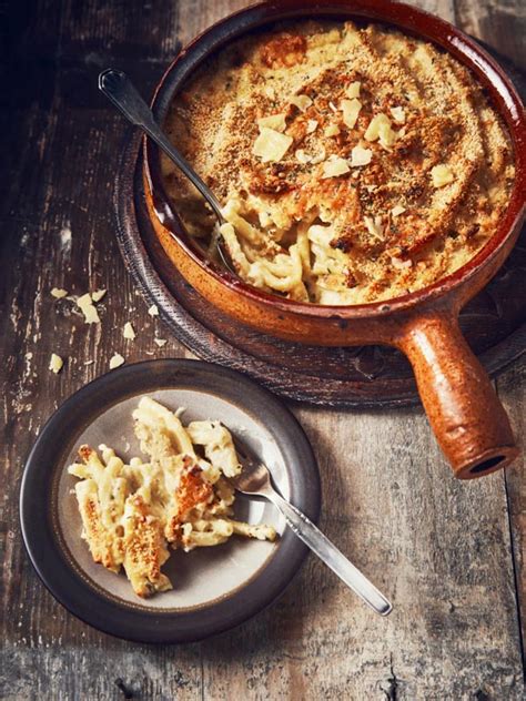 Gratin De Macaroni Au Cheddar C La Revue Culture Food