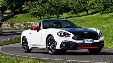 Fiat 124 Cabriolet: Dieser Abarth Spider macht abartigen Spaß | Auto