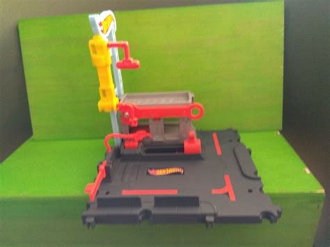 Hot wheels station service et garage Gebraucht in Villars sur Glâne für CHF 11 mit Lieferung