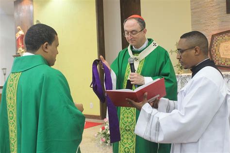 Veja Fotos Da Missa De Posse Do Padre Rafael De Freitas Como P Roco Da