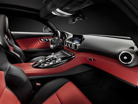 Mercedes-AMG GT – first interior pictures revealed Image 241433