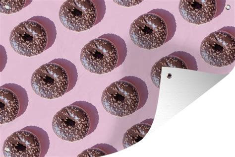 Tuindecoratie Chocolade Donuts Op Roze Achtergrond X Cm