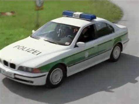 IMCDb org 1996 BMW 5 E39 in Medicopter 117 Jedes Leben zählt